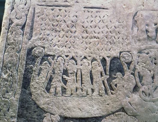 Detail eines Bildsteins, der die letzte Reise des Verstorbenen darstellt, von der Insel Gotland